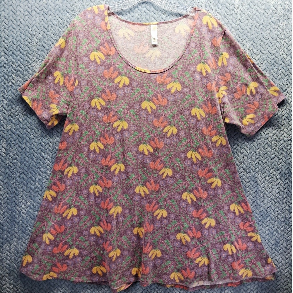 LuLaRoe Perfect T Purple Floral Soft Tunic Top 2XL Scoop Neck Swing Side Slit